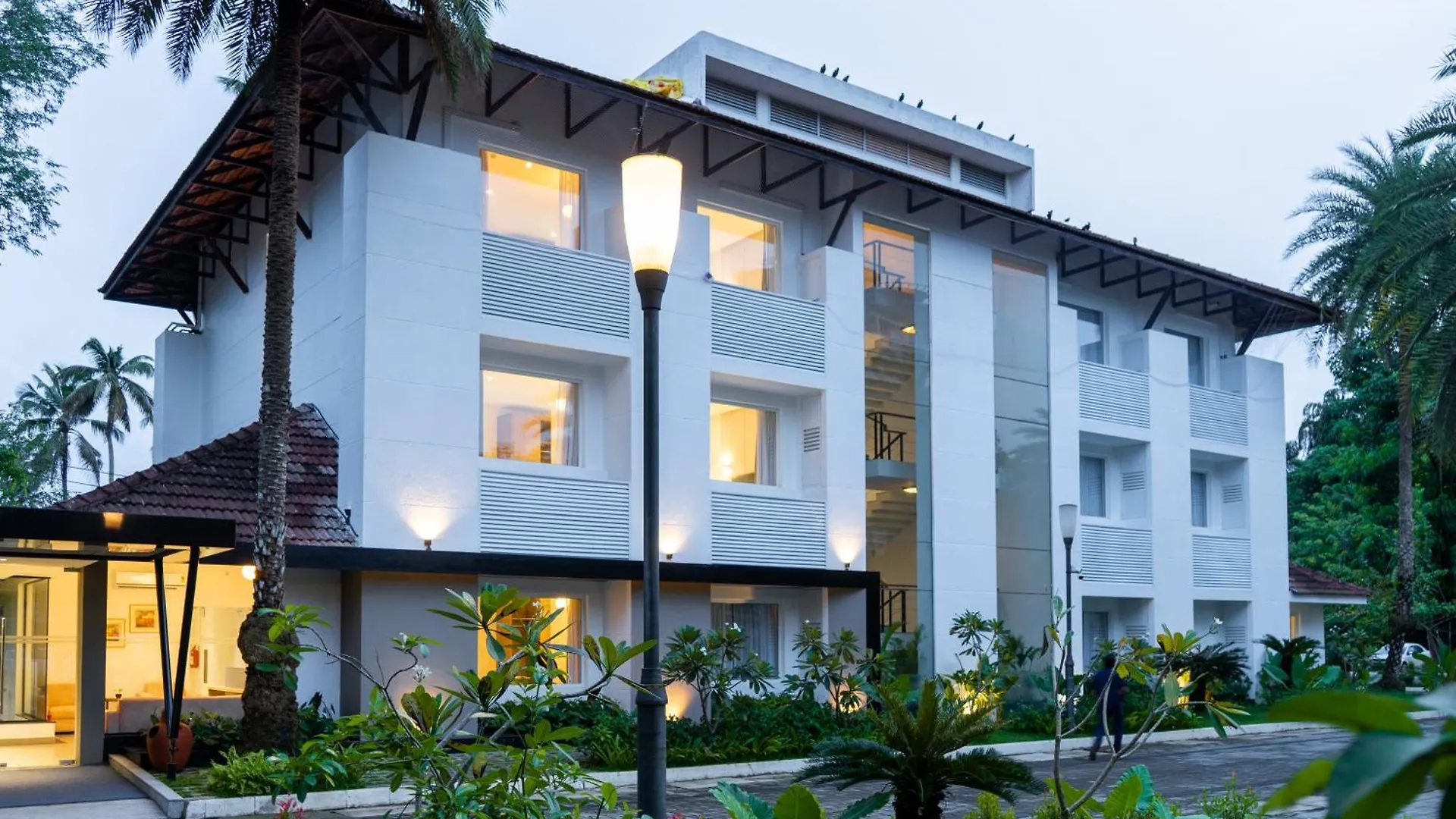 Hotel Riviera Garden Kochi Ινδία