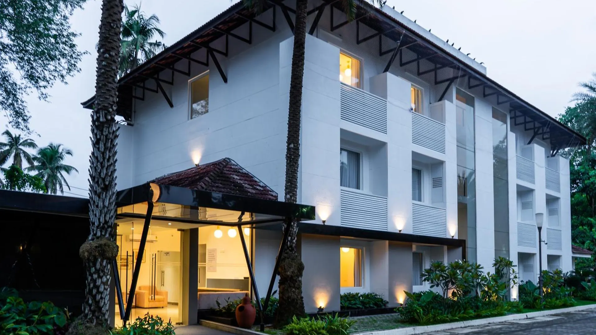 Hotel Riviera Garden Kochi